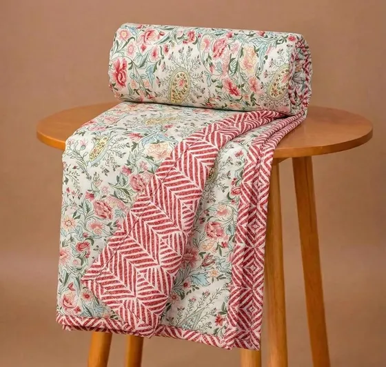 VAS COLLECTIONS Cotton AC Blanket for Single Bed (152 x 225 cm) | Reversible Soft Lightweight All-Season Blanket | Skin-Friendly & Breathable Comforter (Peach Blossom Breeze)