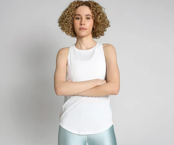 Upto 86% Off On Puma Clothing