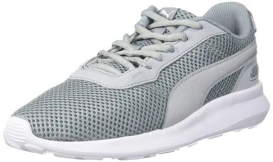 Loot : Puma, Reebok & Adidas Shoes